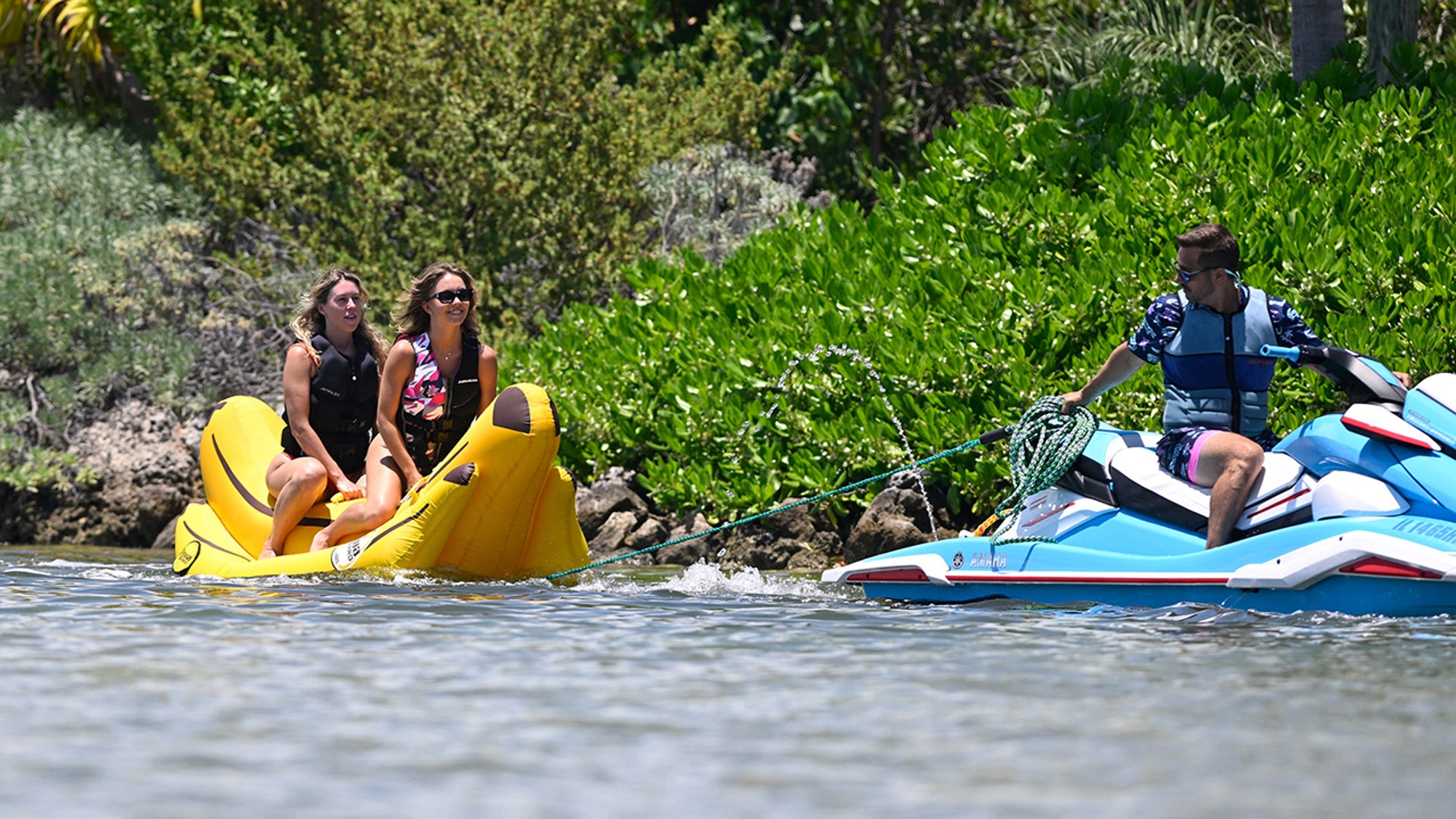 Sydney Sweeney kicks off summer of fun in Florida PHOTOS Fox News