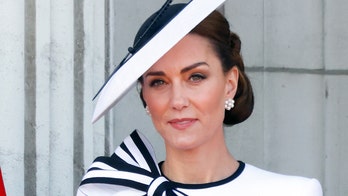 Kate Middleton, royal family 'tight-lipped' about her cancer treatment, expert claims: 'Nobody really knows'