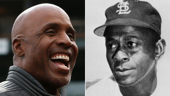 Barry Bonds gives hilarious response as Derek Jeter asks what would happen if he faced Satchel Paige