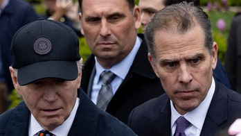 Ex-intel officials double down on signing 'patriotic' letter against Hunter Biden laptop: 'Woefully ignorant'