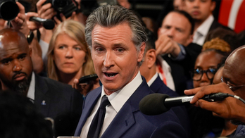 Newsom heads east for meeting with Biden as president tries to keep his campaign from heading south