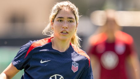USWNT's Korbin Albert hears boos in Colorado entering match after controversial LGBTQ posts