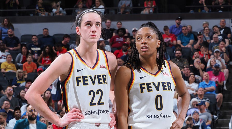Caitlin Clark should feel 'physically safe' amid debate over rookie's protection, Fever's Kelsey(04)