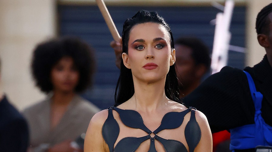 Katy Perry walks the red carpet at the 2024 iHeartRadio Music Awards