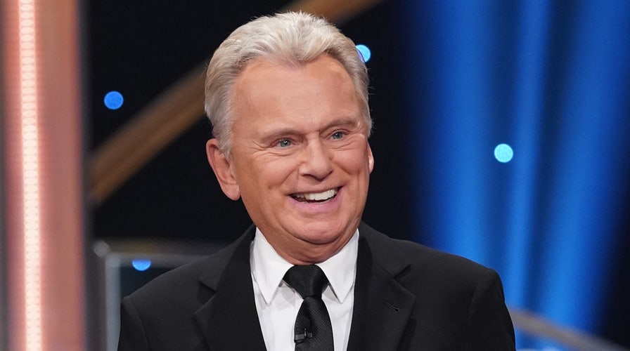 Un concursante de 'La Rueda de la Fortuna' elogia a Pat Sajak por ser 'muy amable'