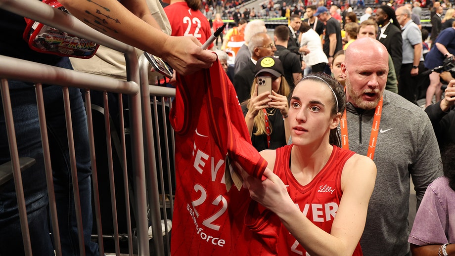 WNBA needs to harness star power of Caitlin Clark instead of pushing fans away, says former USMNT star Alexi Lalas
