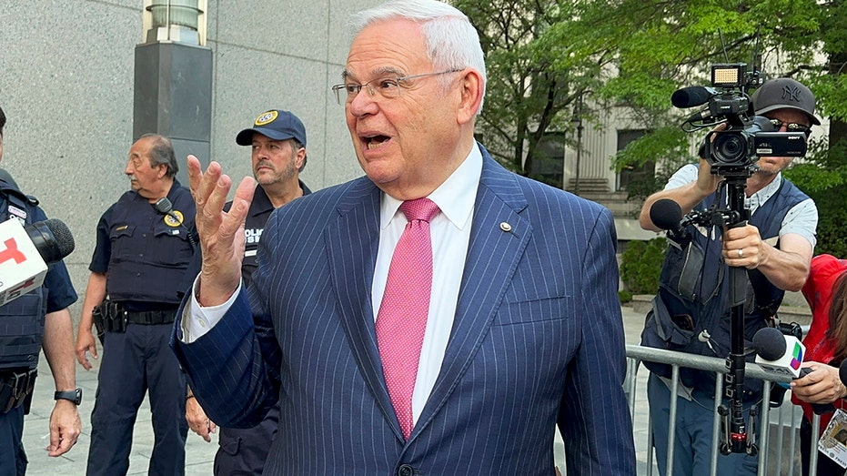 New Jersey businessman testifies he promised up to $250,000 in bribes in exchange for Sen. Bob Menendez’s help