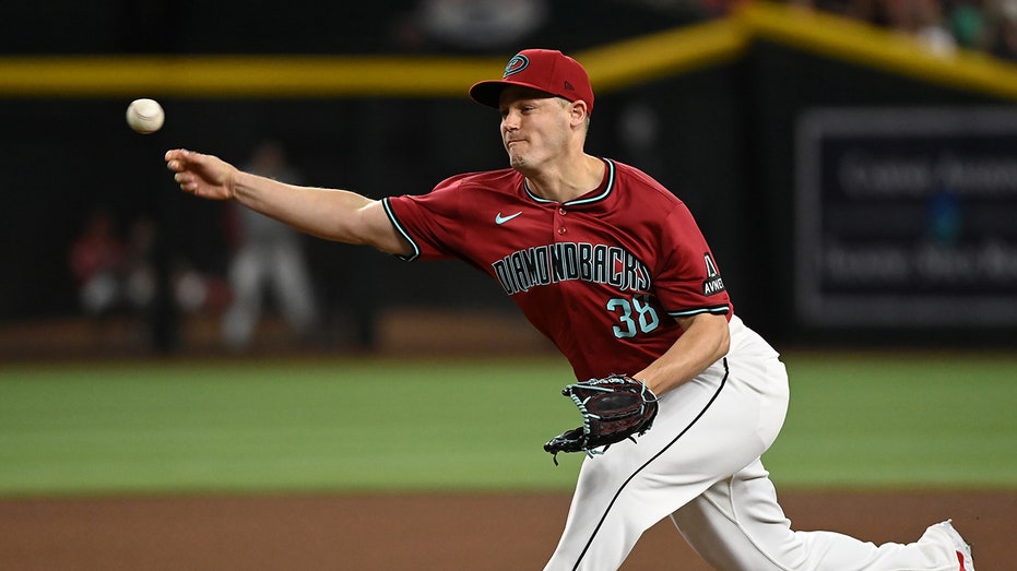 Diamondbacks' Paul Sewald rips 'P.O.S.' Mets fan after confrontation