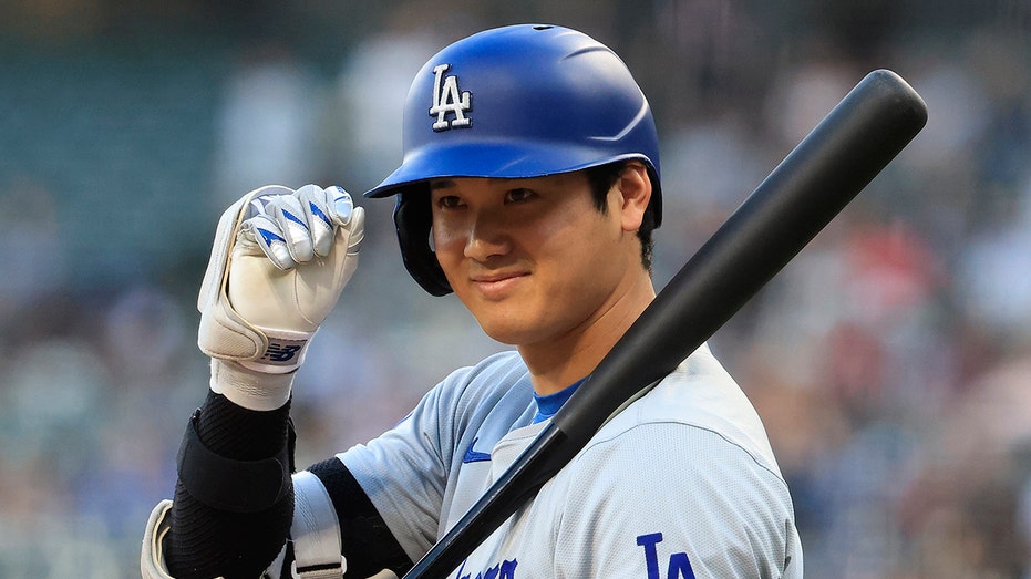 Dodgers' bat boy saves Shohei Ohtani from potential injury thanks to quick reaction time