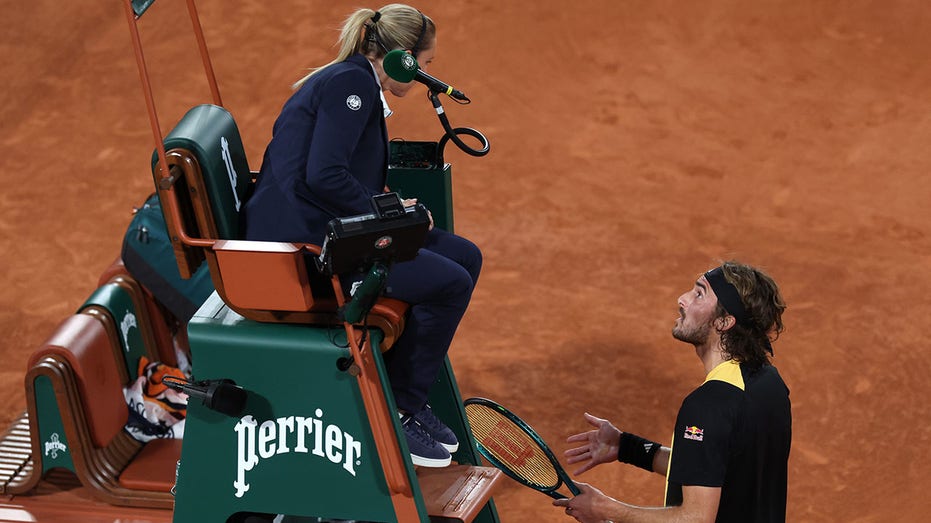 Stefanos Tsitsipas complains to French Open umpire over Carlos Alcaraz’s ‘extended grunt’