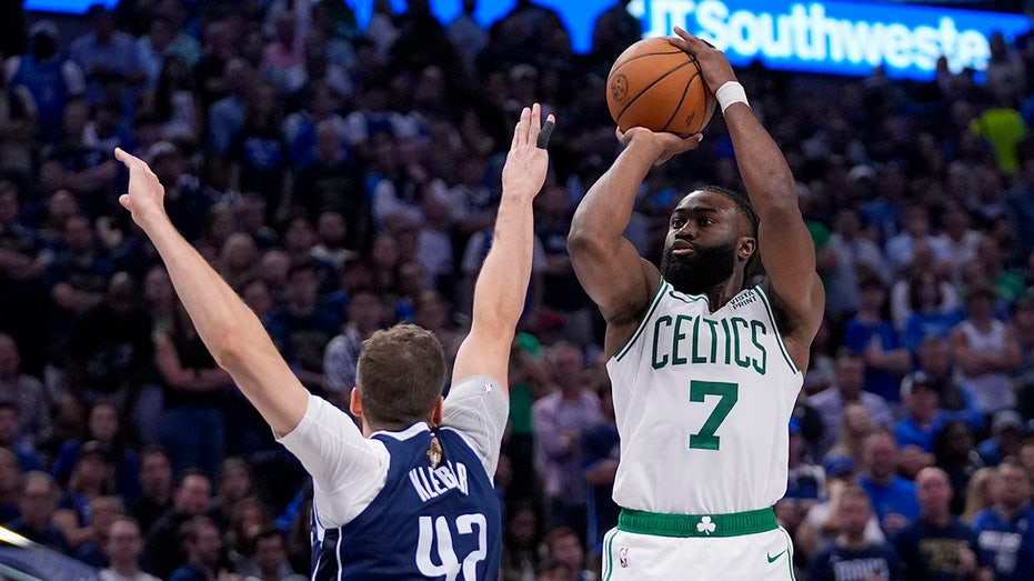 Celtics survive Mavericks’ valiant comeback attempt, take commanding 3-0 NBA Finals lead