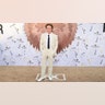 Jeremy Allen White in a cream suit at "The Bear" premiere
