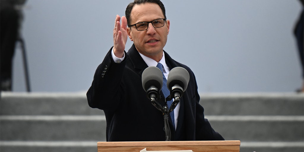 Harris snubbing Shapiro makes liberal Jews in Hollywood feel ‘not welcome’ among Democrats: Report