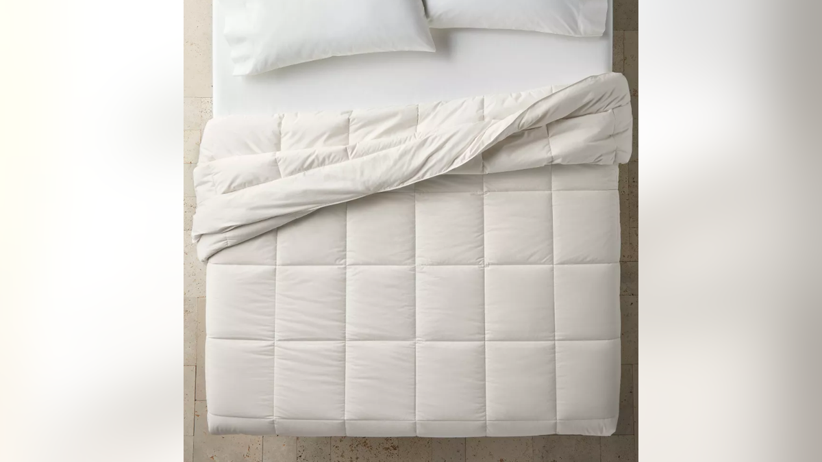 Stay cool during the summer with a down comforter.?