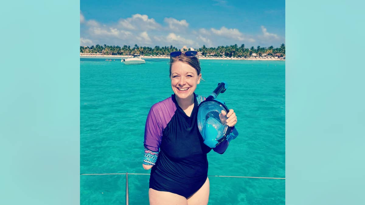 Tiffany Johnson antes de su primera vez haciendo snorkel en México.