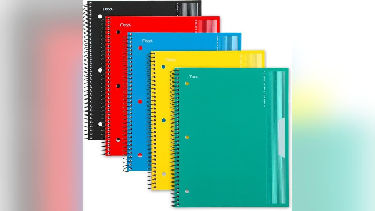 This five-pack of spiral notebooks has folders built in.?