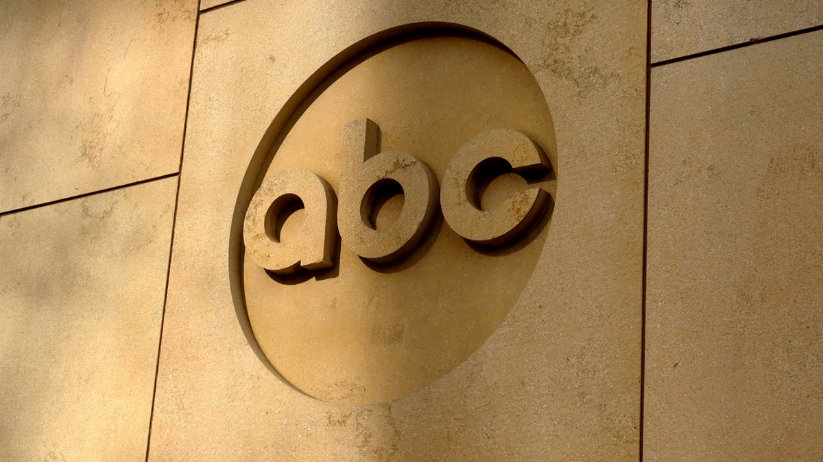 Trump's Defamation Lawsuit Against ABC Throws Wrench Into Network's ...