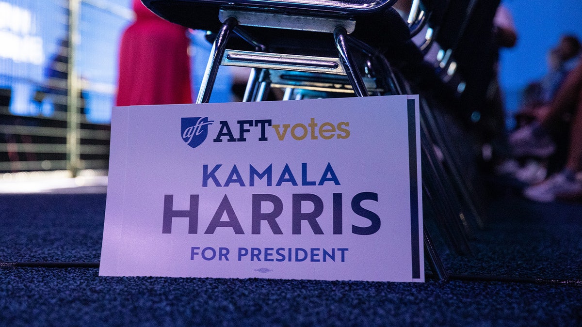 Cartel de apoyo a Kamala Harris