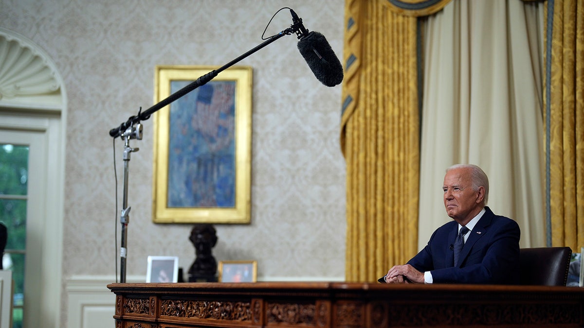 El presidente Joe Biden se dirige a la nación desde el Despacho Oval de la Casa Blanca