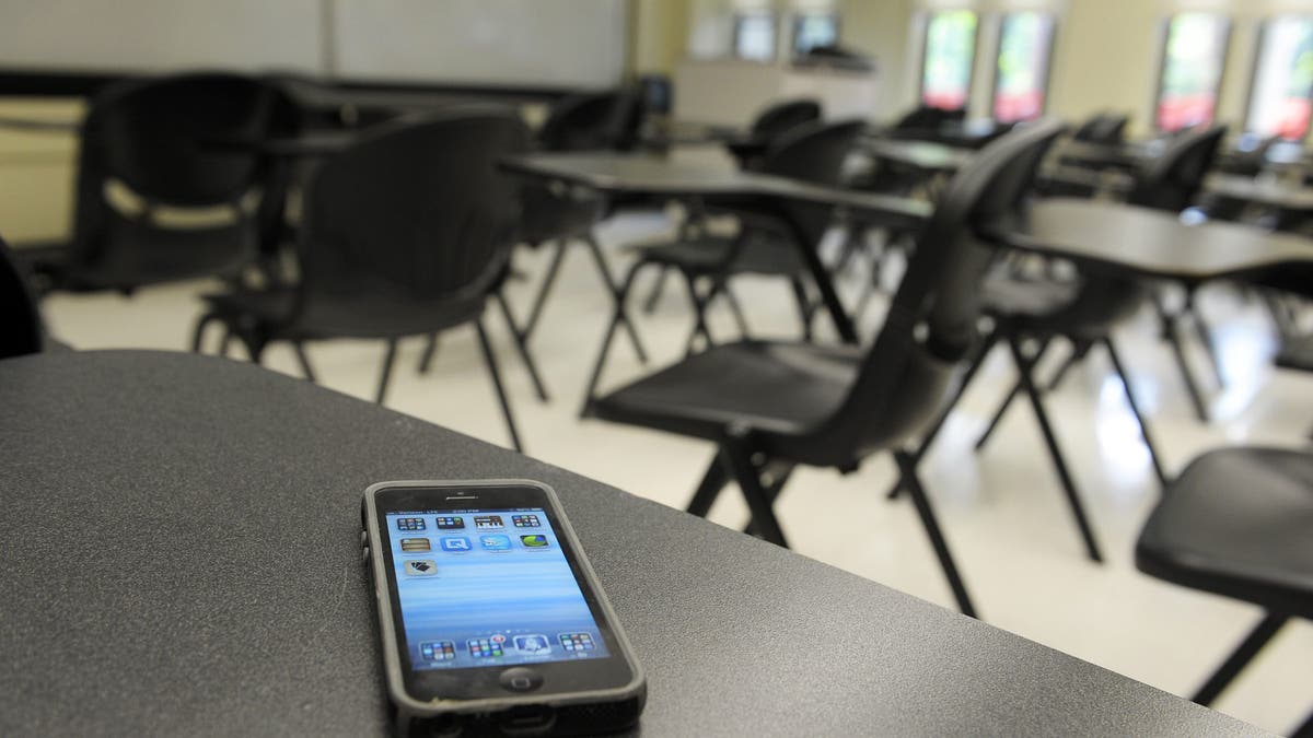 cellphone in a classroom