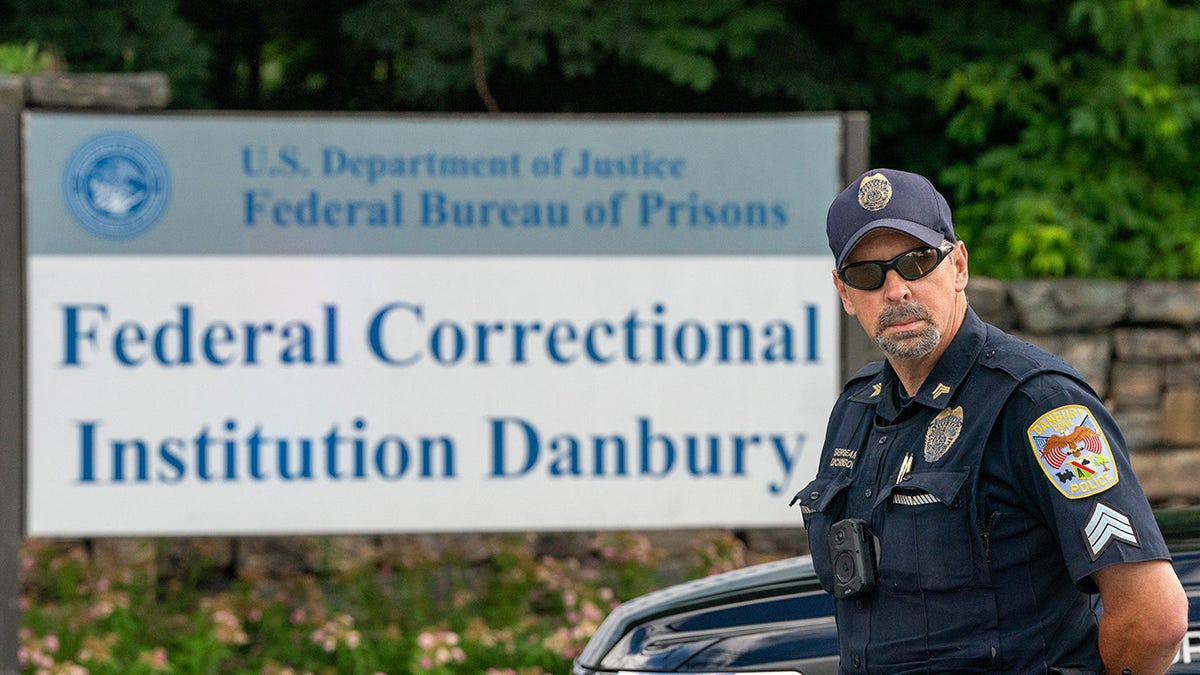 Police officer outside Connecticut prison where Bannon will be held