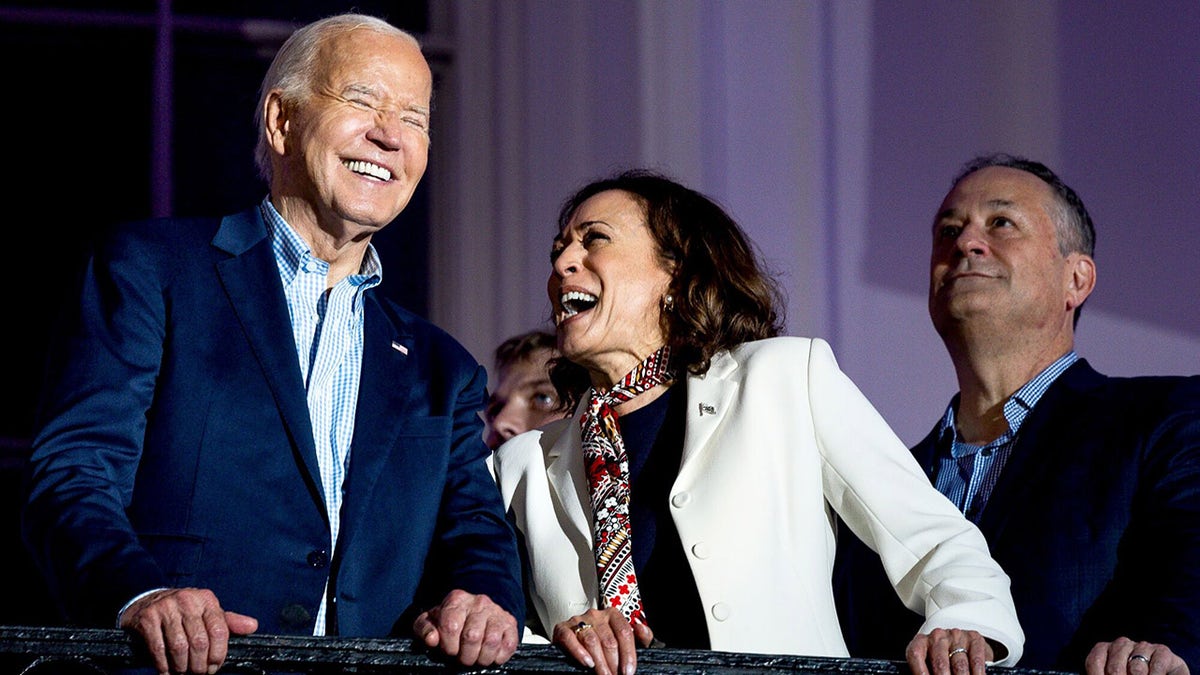 Biden and Harris view Fourth of July fireworks