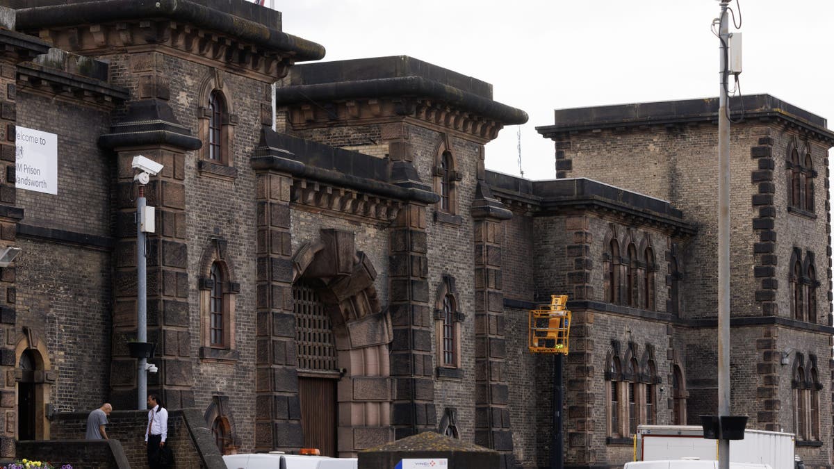 British Prison Reform Will Release Convicts After Serving 40% Of Term To Combat Overcrowding: Reports UK Prison overcrowding
