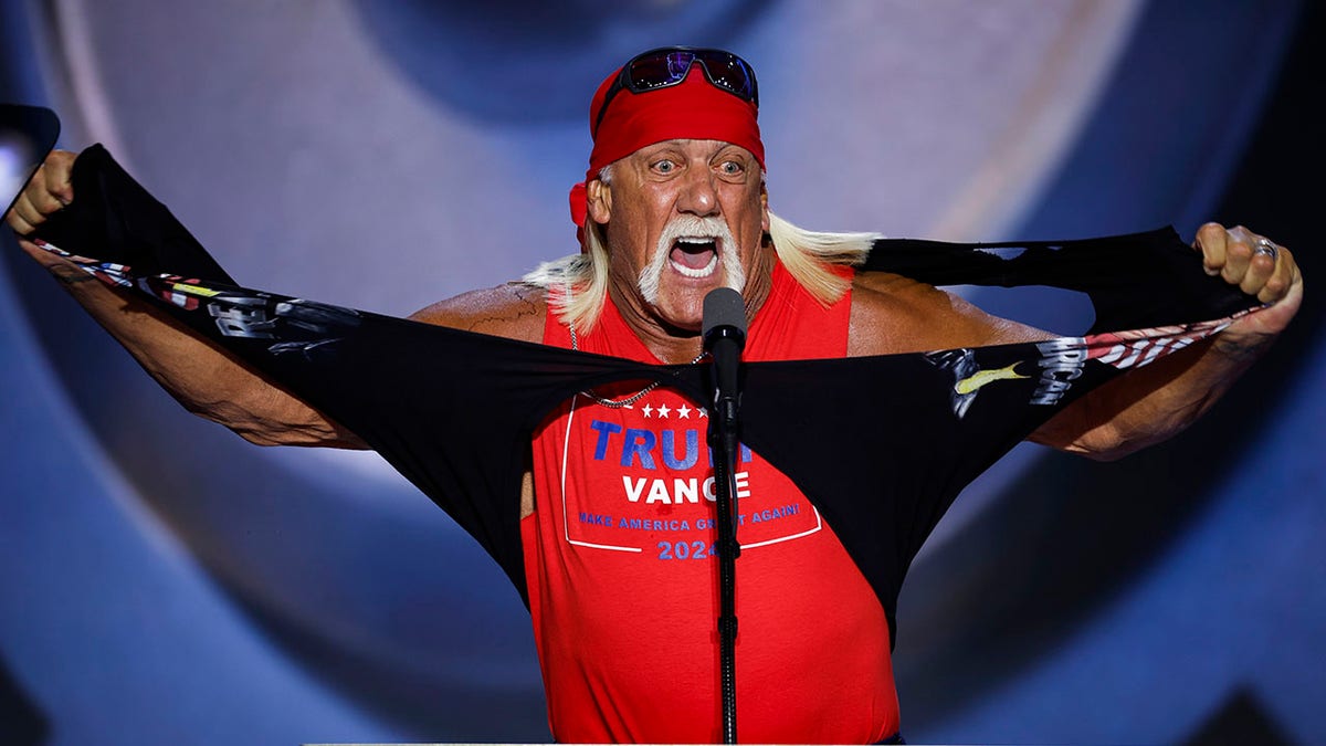 Hulk Hogan at the Fiserv Forum