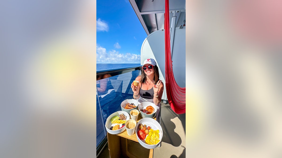 Diaz eating on cruise ship