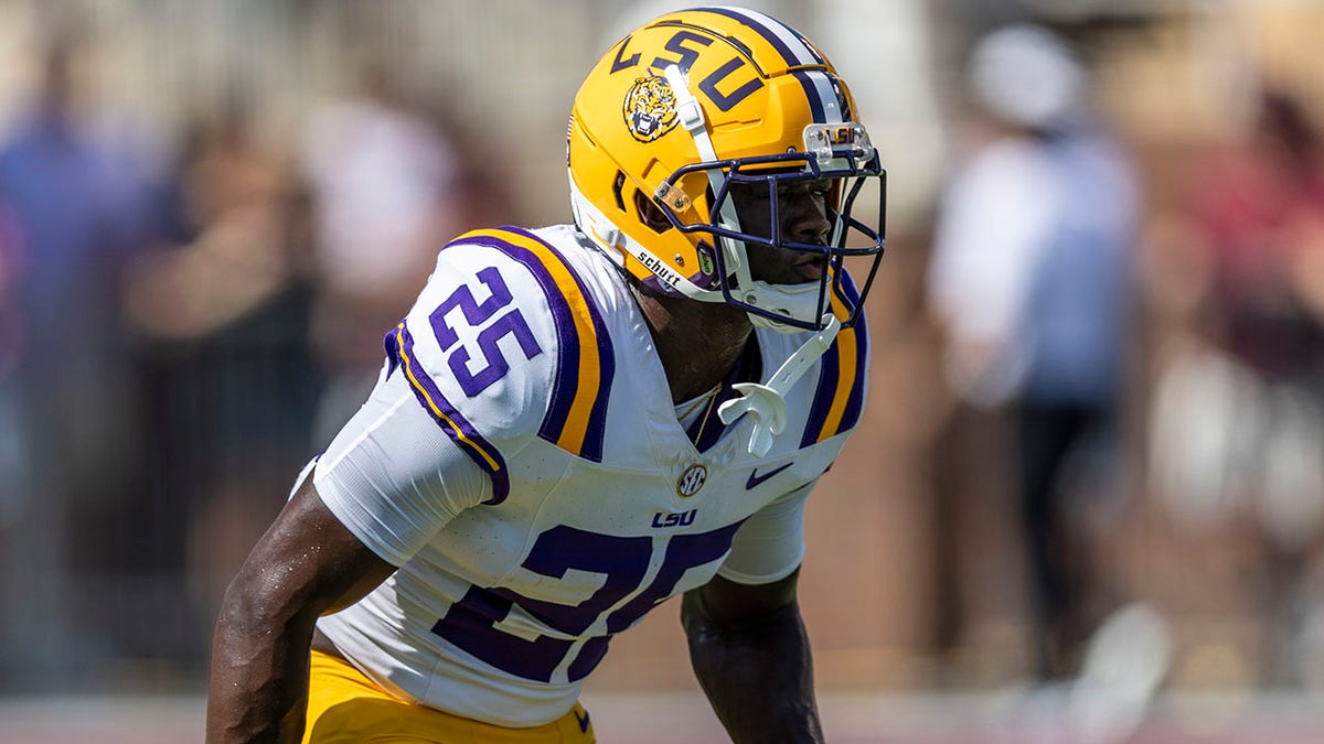 Javien Toviano vs Mississippi State