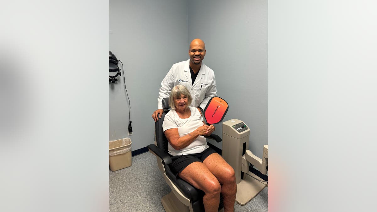 Florida woman says playing pickleball saved her sight: ‘I was really worried’ 2 Linda Corcoran and Dr. Matthew Cunningham