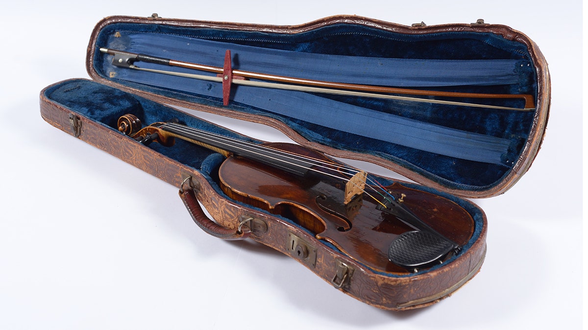 Motale's violin Yad Vashem