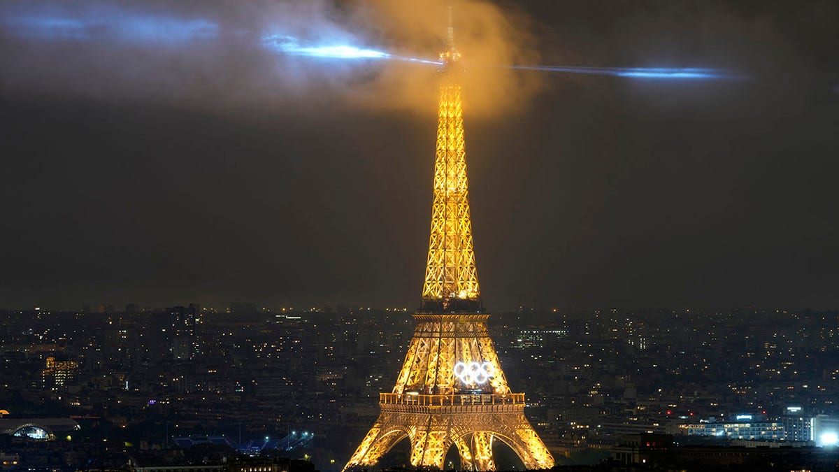 Laser show at the Eiffel Tower