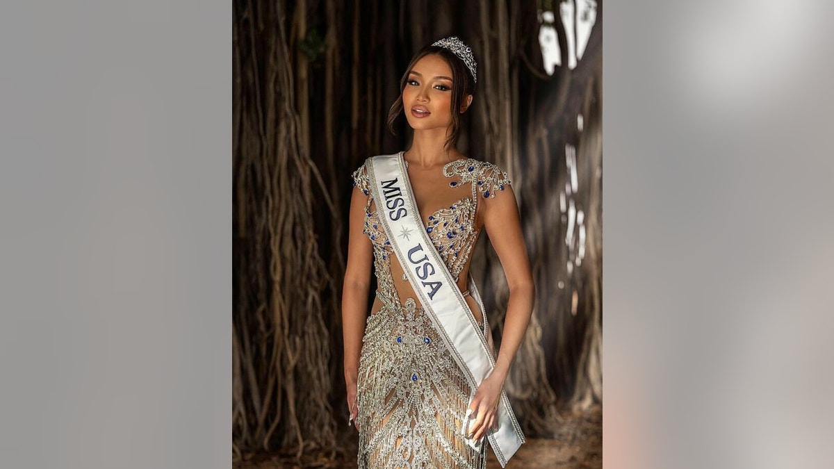 miss usa savannah gankiewicz posing in gown with crown and sash