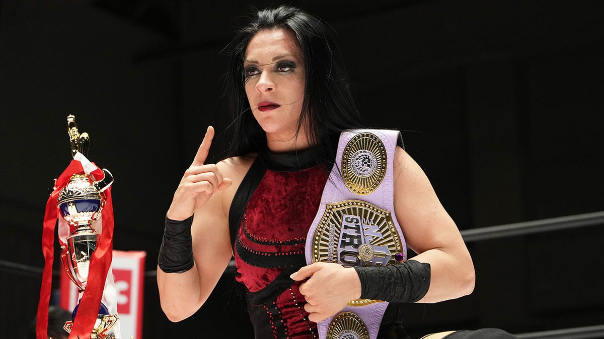 Stephanie Vaquer in New Japan