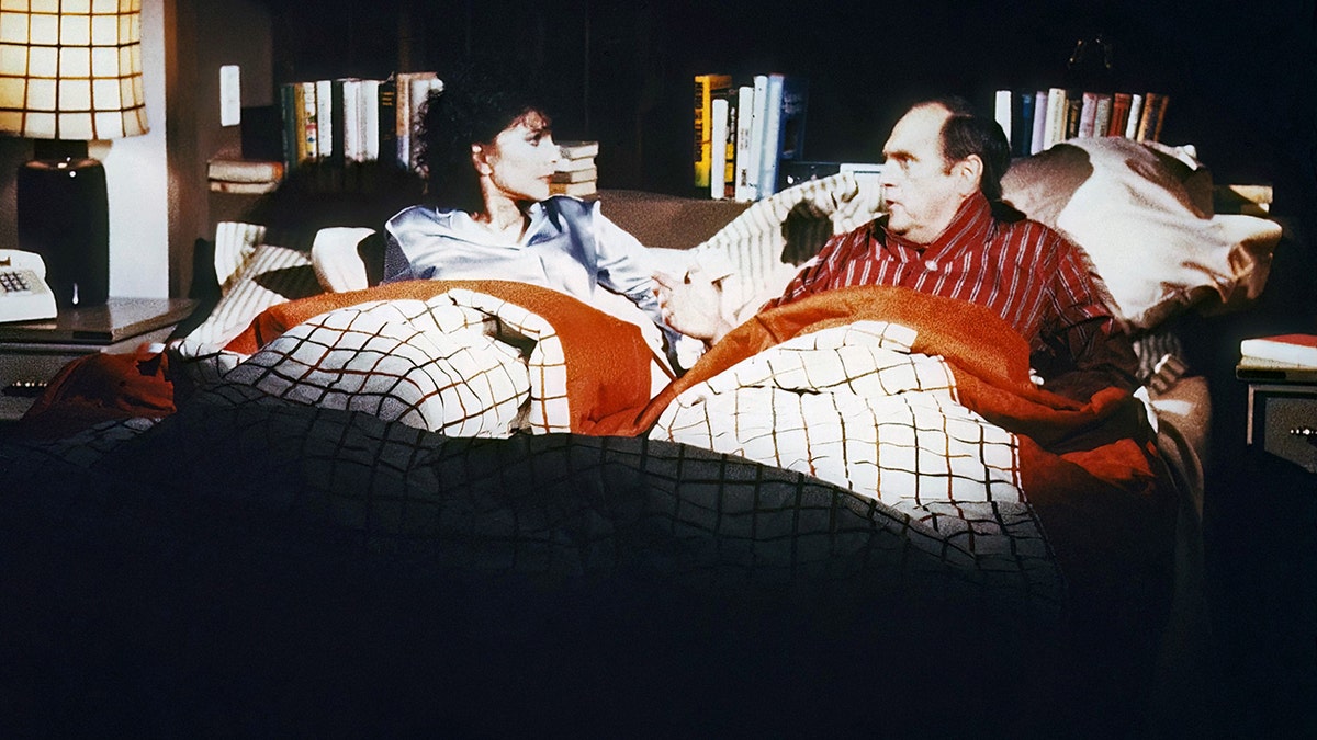 Suzanne Pleshette and Bob Newhart in bed in the famous Newhart finale