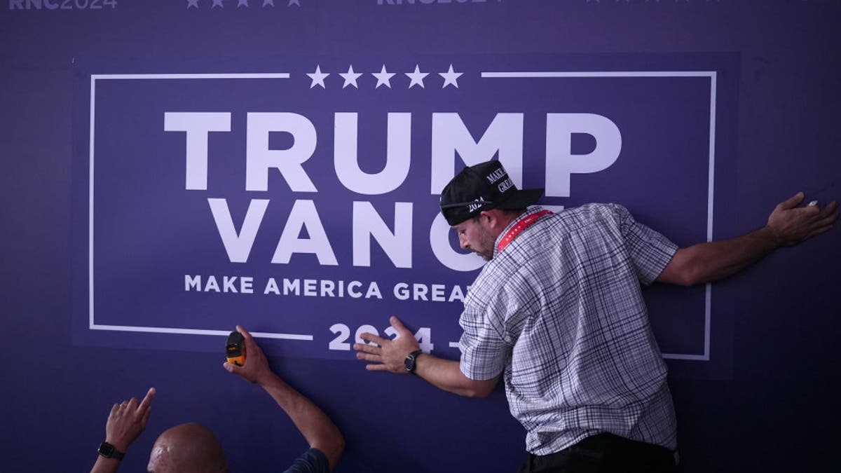 Trump Vance sign at RNC convention 2024