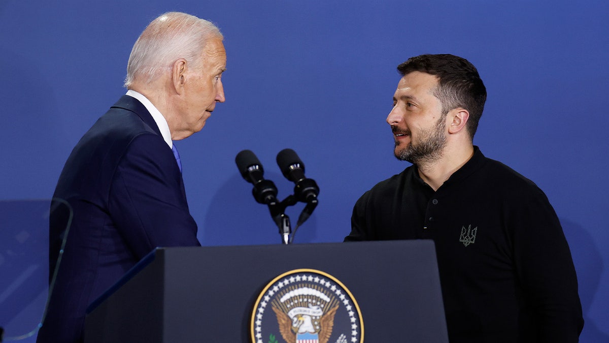 President Joe Biden and Ukraine President Volodymyr Zelenskyy