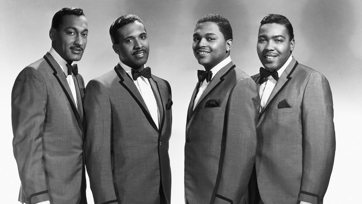 Four Tops band photo.