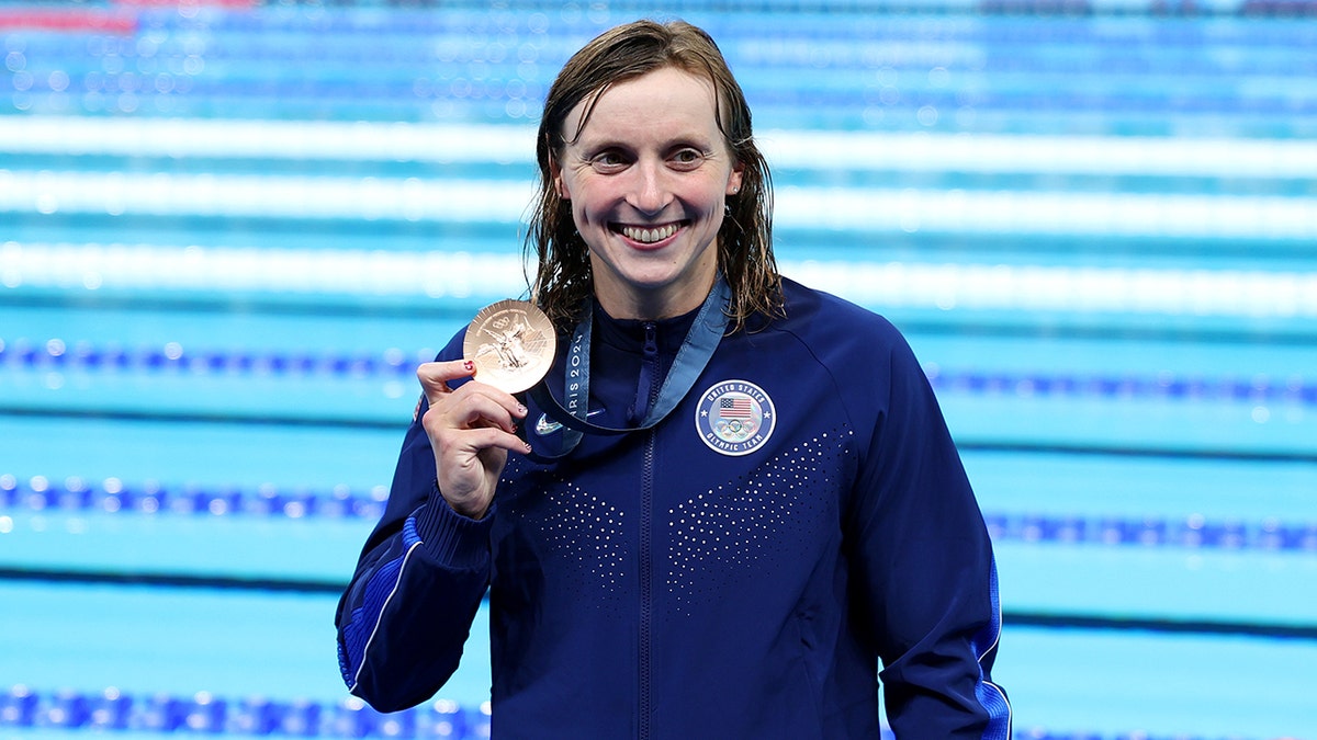 Katie Ledecky medalist