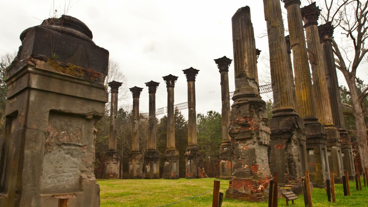 Windsor Ruins in Mississippi