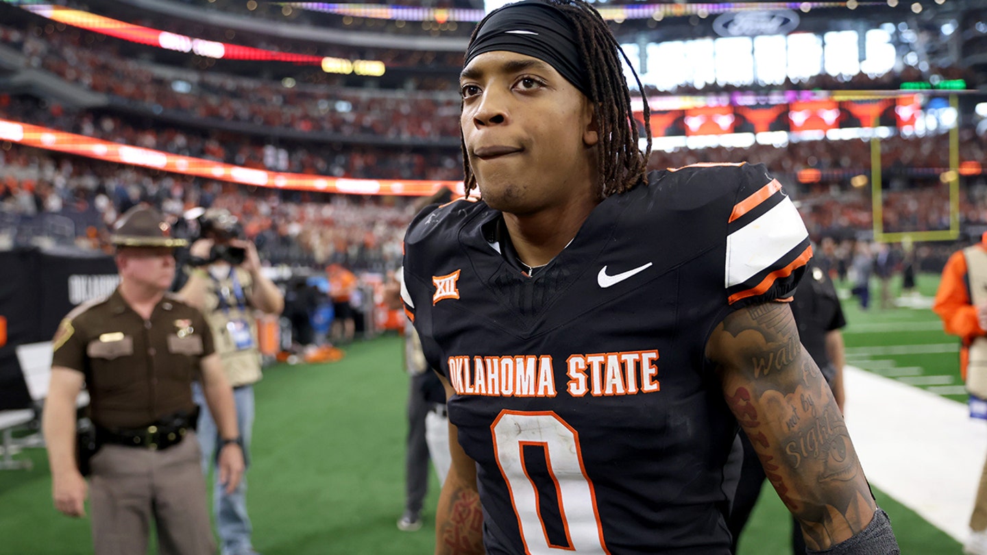 Oklahoma State Doesn't Suspend Running Back Ollie Gordon II After DUI Arrest