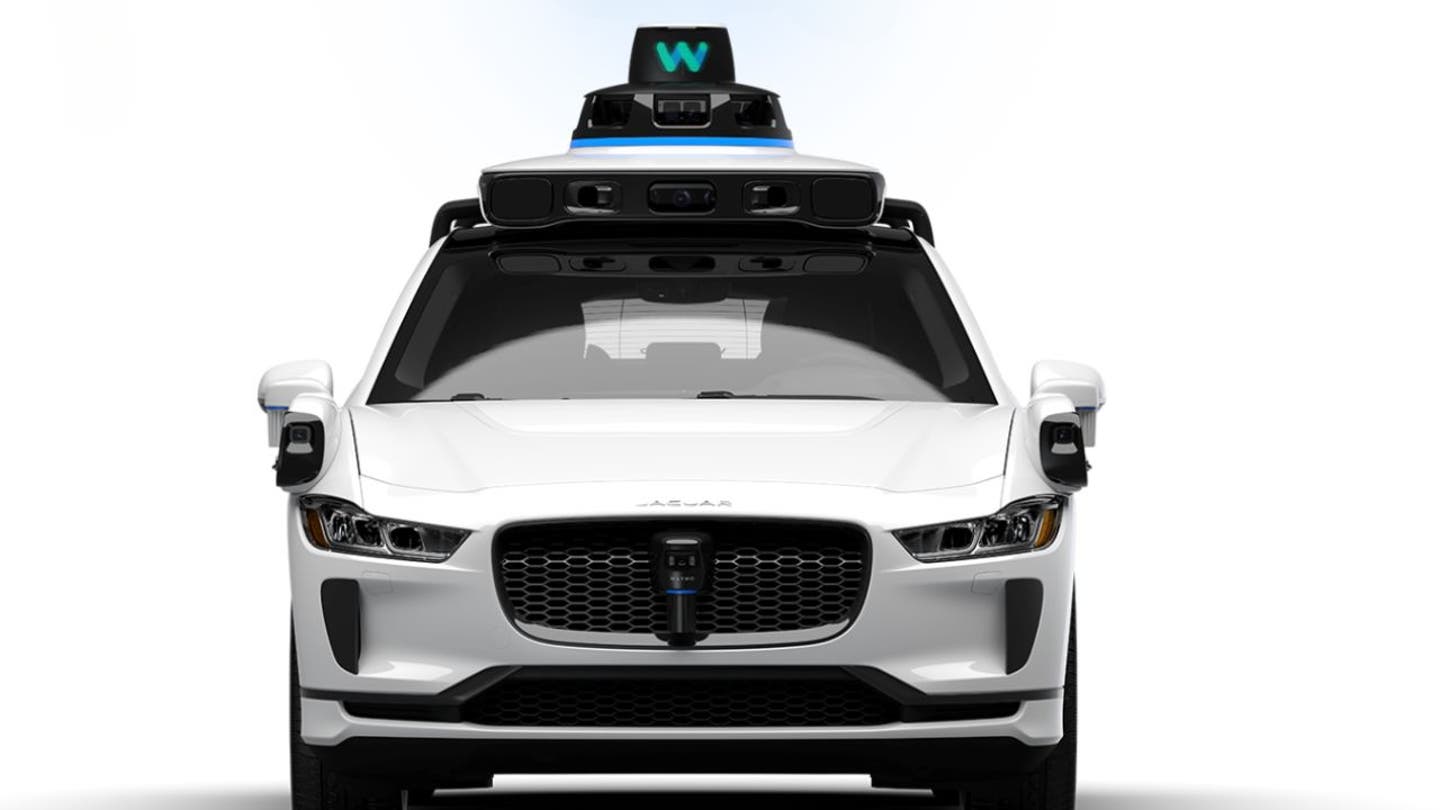 Robo-taxis Roll into San Francisco: Waymo Opens Doors to Driverless Rides