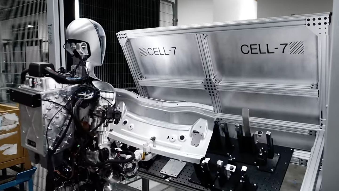 6 Humanoid robot gets to work in BMW assembly plant