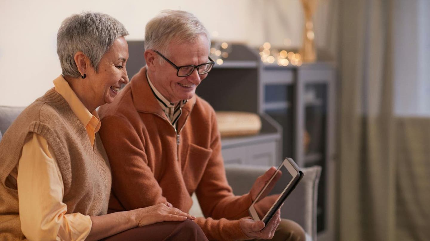 Retirees Reimagine Passions: A Step-by-Step Guide to Opening an Online Store Post-Retirement