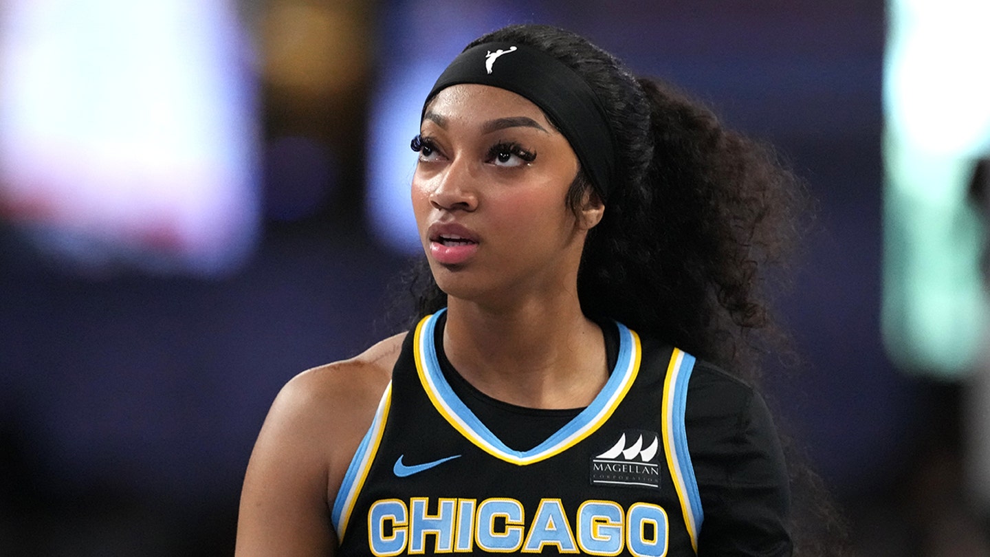 Angel Reese Sets New WNBA Record, Strengthens Rookie of the Year Case