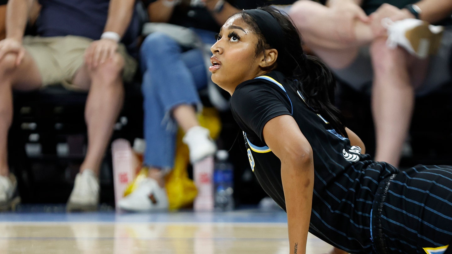 Angel Reese Earns Recognition as Frontrunner for 2024 WNBA Rookie of the Year Award