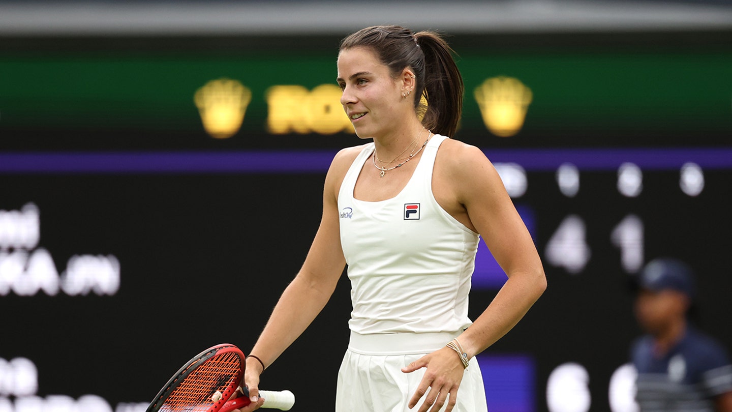 Navarro Upsets Gauff, Advances to Wimbledon Quarterfinals