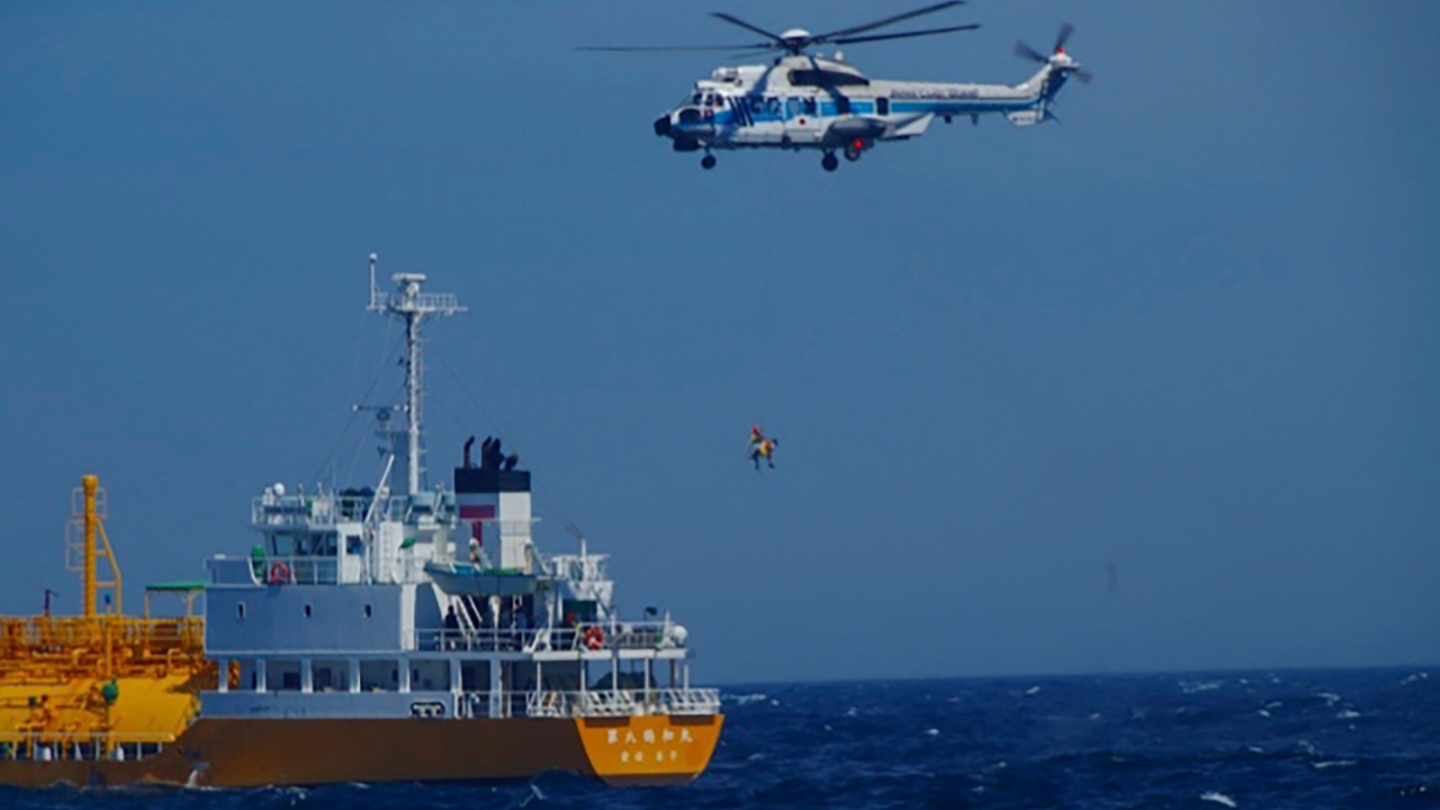 Miraculous Rescue: Coast Guard Rescues Blind Man and Loyal Dog After Ordeal on Hiking Trail