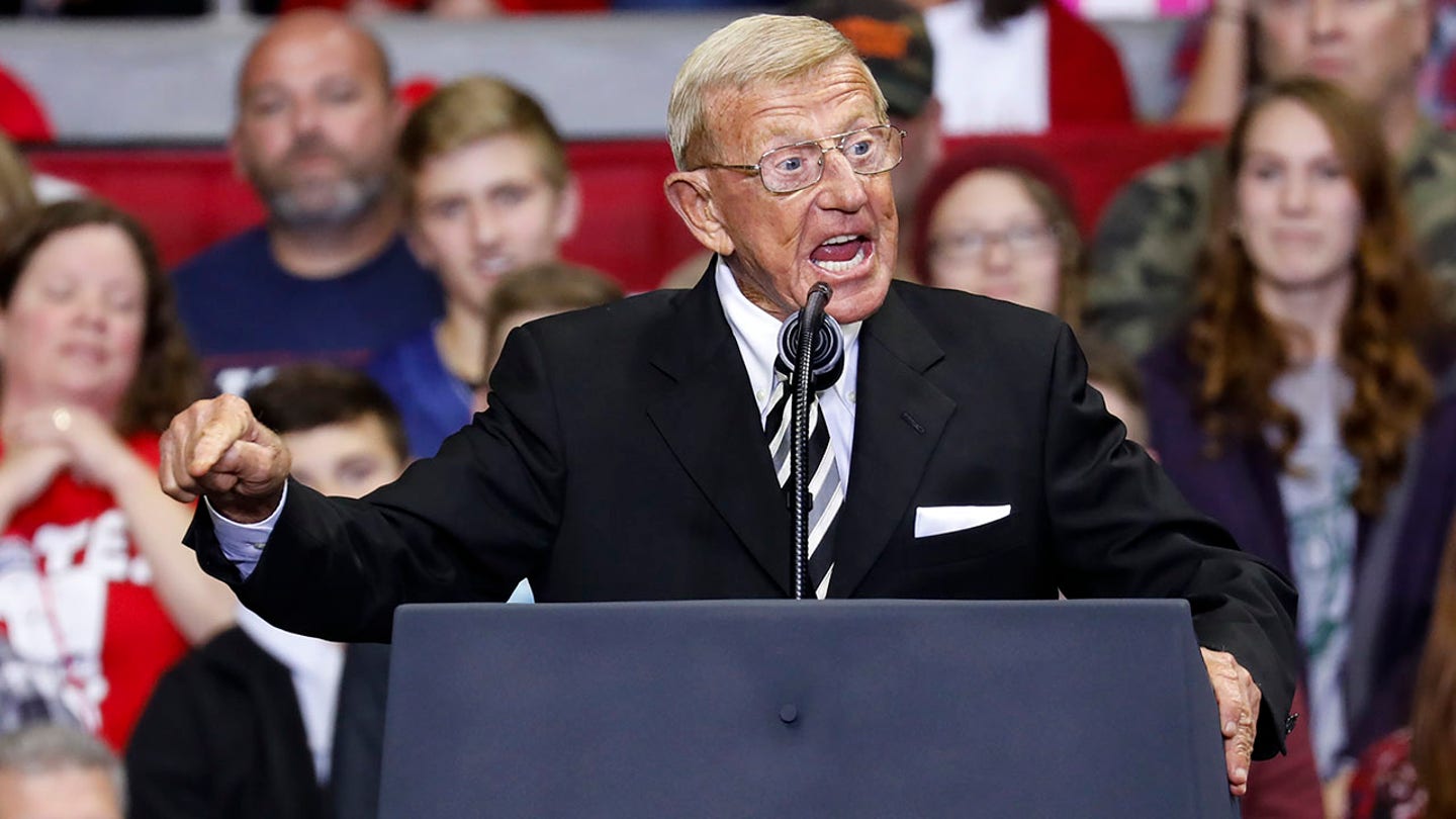 Lou Holtz Questions Secret Service After Trump Assassination Attempt